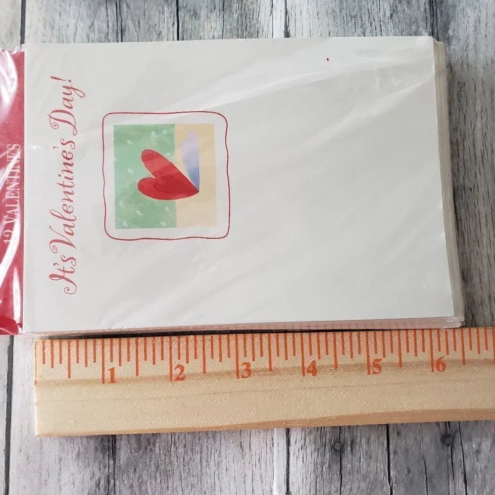 Hallmark Valentines Day Greeting Cards w/envelopes - Pack 12 Cards